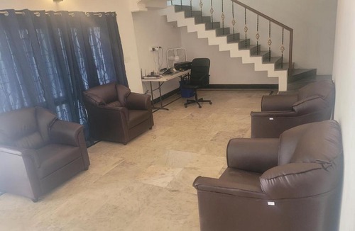 Hyderabad House | MAJESTIC MAHINDRA HILLS HEIGHTs-BR1