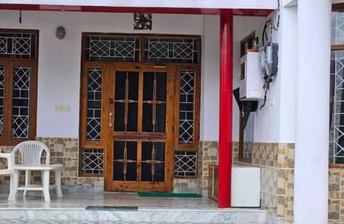 Shimla Apartment | Majestic view Modern comfort.