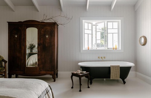 Maleny Hotel | Maleny Lodge