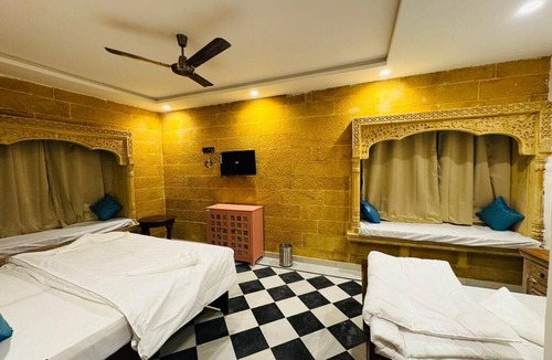 Amar Sagar Pol Hotel | Mama Mia Jaisalmer