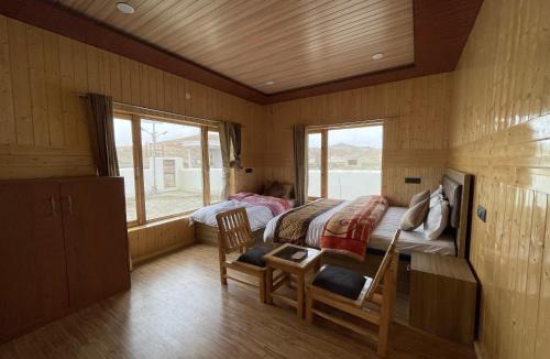 Hanle House | Mankhar Residence Hanle