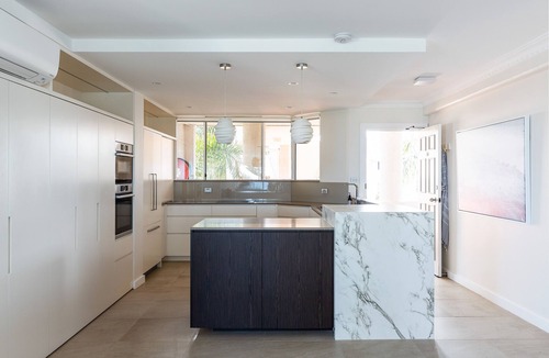 Manly Apartment | Manly Oasis | Absolute beachfront luxury apartment