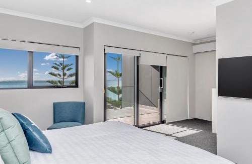Mandurah Apartment | Marina-Ocean Front Escape with Breathtaking Views