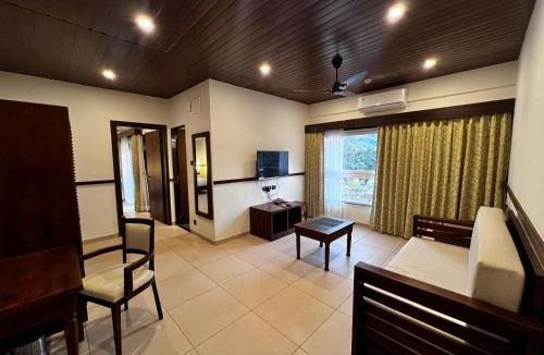 Atvan Hotel | Mastiff Grand La Villae