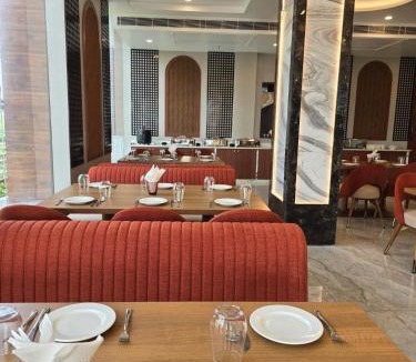 Deoghar Hotel | Mastiff Select Medha Plaza Deoghar