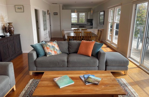 McCrae House | McCrae: location, location! Boasting bay views with the beach a 5 minutes walk.