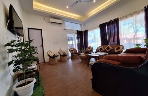 Marigaon District Hotel | Meadowlark