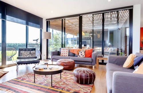Balnarring Beach House | Merricks View - Rural outlook with Tennis Court & Plunge Pool