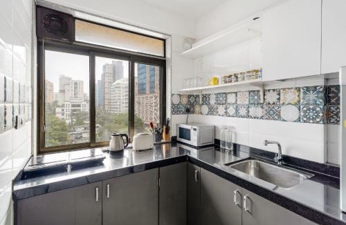 Khar Apartment | Mezzo Pvt 3BHK in Bandra by Square One Stays