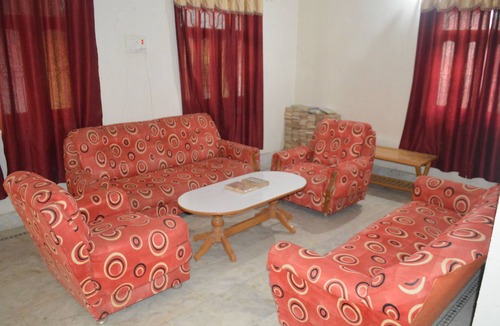 Bodh Gaya Hotel | Middle Way Home Stay
