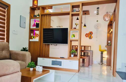 Mananthavady Villa | Milaano Orchids, Service Villa, Kammana Mananthavady