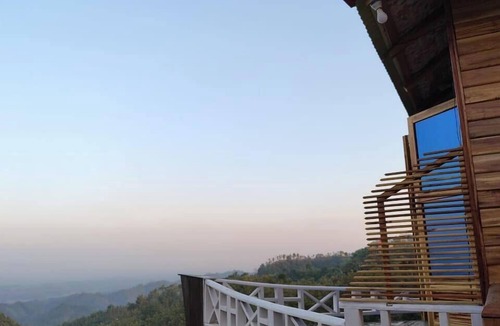 Bandarban Hotel | Mirinja Valley Megh Machang Resort