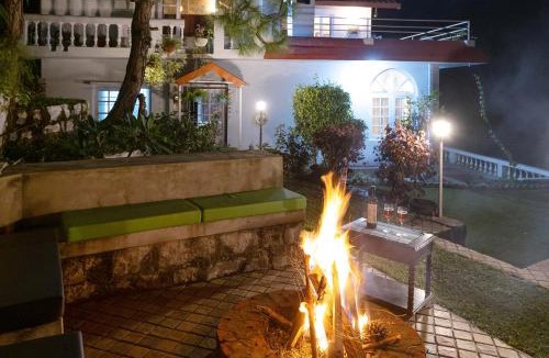 Sabathu Villa | Misty Mountains Cottage - In the Lap of Nature!