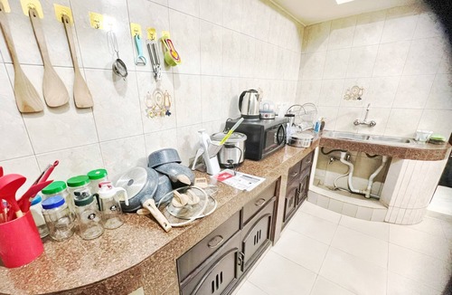 Dhaka Apartment | Modern 2BR in Elite DOHS Baridhara – Secure, Quiet & Stylish