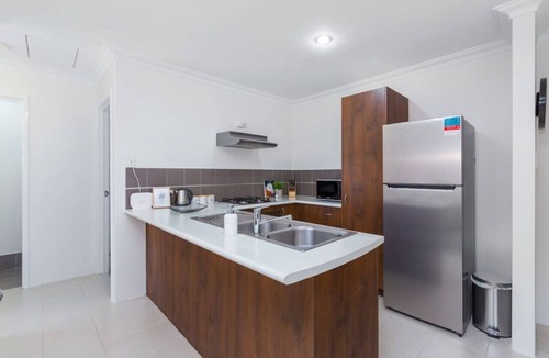 East Cannington Apartment | Modern Luxury in East Cannington!