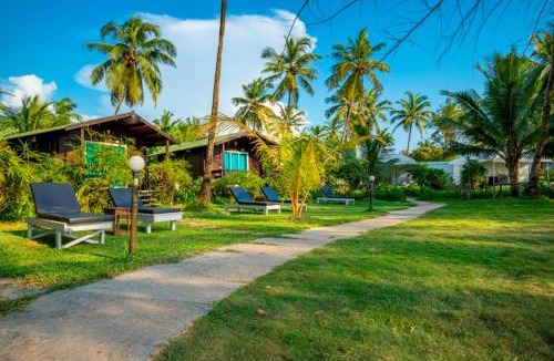 Morjim Resort | Montego Bay Beach Village - Morjim