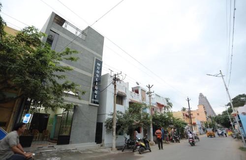 Srirangam House | Moonlight Residency