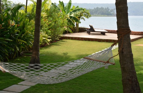 Saunta Vaddo Villa | MORJIM RIVER VILLA - 180 DEGREE VIEW VILLA