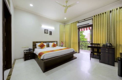Civil Lines House | Motel ∙ 8 guests