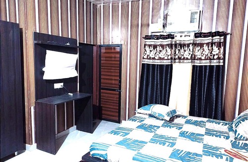 Phagwara Hotel | MOTEL THE FAMILY STAY -- LPU Law Gate