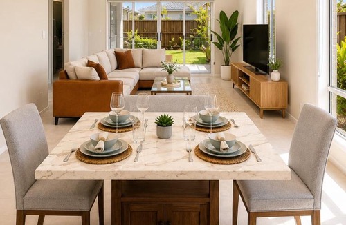 Morayfield House | Mountain Breeze Retreat - Brand New 4BR Home - Holiday Home