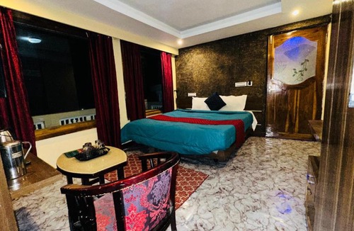 Thalayathimund House | mountain view cottage-rooms