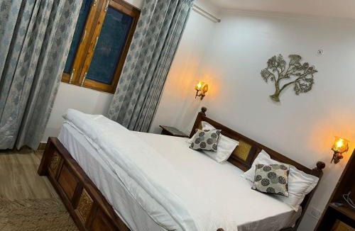 Tehri Hotel | Mrig Valley Resort, Homestay & Banquet