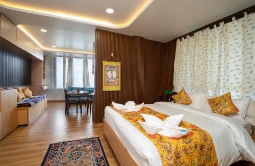 Darjeeling House | Muscatel Stays - Keypo Studio Apartment - Mall Road
