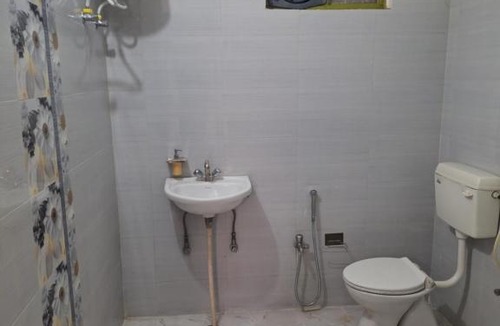 Varanasi House | N-Square Home Stay - Feel Home!
