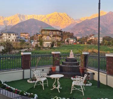 Khattalwada Apartment | NamahStay Cozy Family Living
