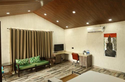 Jakh Resort | Nanau Resort & Spa