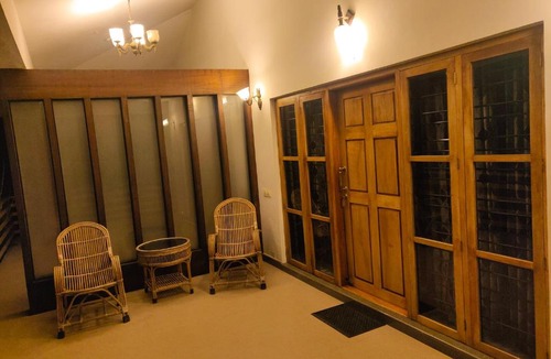 Virarajendrapet House | Nanjaraja palace