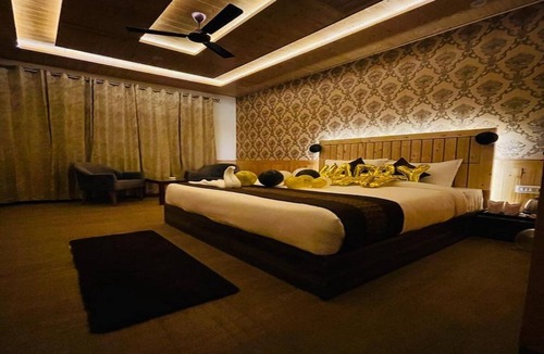 Chail Hotel | Nature Villa Resort