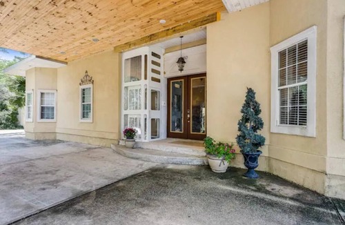 Shimla House | Navarre Family vacation retreat. Winter discounts! Full Home
