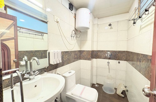 Darjeeling Hotel | Near Mall Rd Hotel Himalayan Retreat