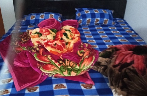 Zirakpur Apartment | Neat n cleans 3 rooms available for spend private time with your partner.