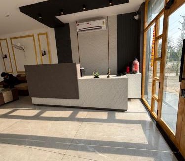 Rawatsar Hotel | Nest Inn Hotel & Restaurant