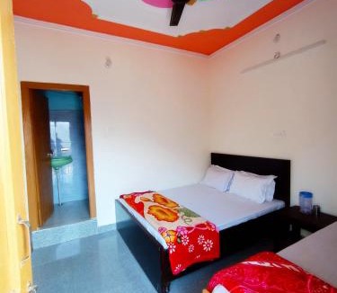 Rajgarhi Hotel | New Yamunotri homestay