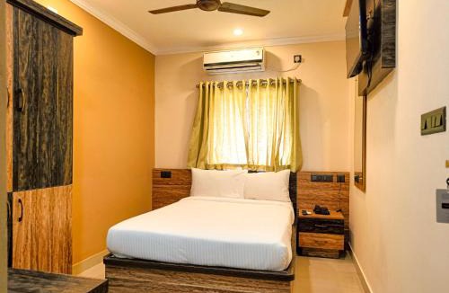 Peringandoor Hotel | Nexstay Moments Inn