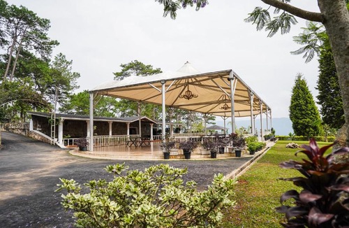Ri-Bhoi Resort | Nohsngithiang Estate