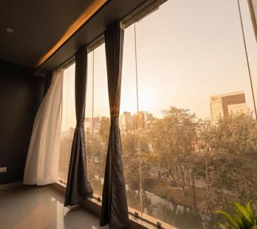Danapur Hotel | Noir Suites