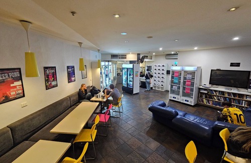 St Kilda Hostel | Nomads St Kilda Hostel