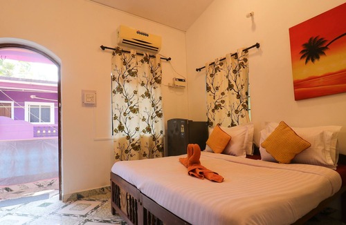 Calangute Apartment | Ocean View Cottage
