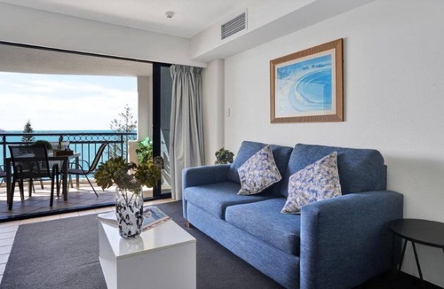 Golden Beach Apartment | Oceanfront Resort: Heated Pool & Spa