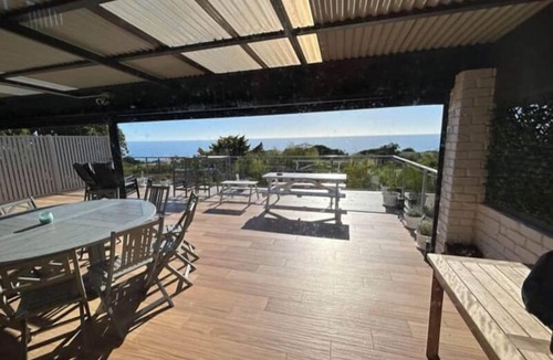 Peppermint Grove Beach House | Oceanview Loft by Peppy Beach Retreats® (6 Adults), Oceanview Loft