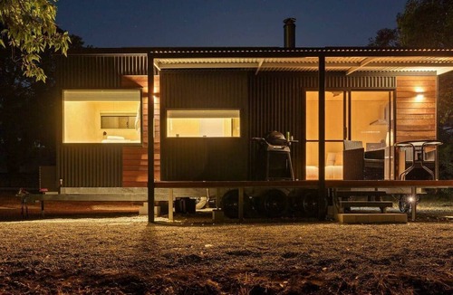 North Dandalup Cabin | Off Grid Tiny Home : City Escape, Unwind & Reconnect with Nature