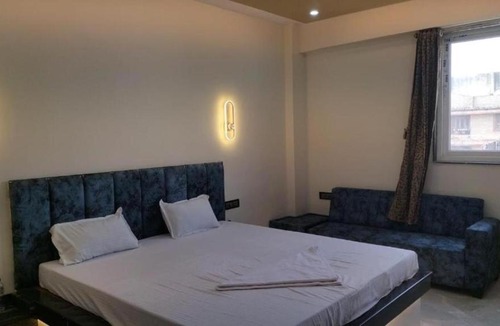 Patna Hotel | Om Hotel