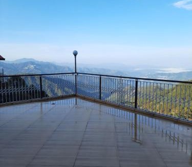 Shimla Bed & Breakfast | Om Niwas Homestay