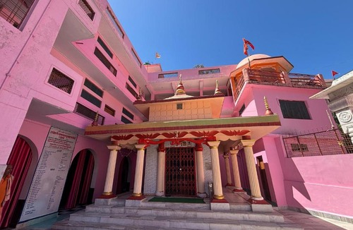 Uttarkashi Hotel | Omji Ashram - Tapovan Kuti