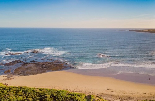 Smiths Beach House | Open plan home on Barramundi Ave, Smiths Beach